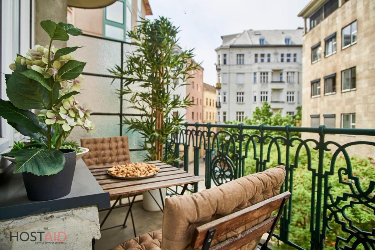 M52 Apartment - Hostaid Budapest Exterior foto