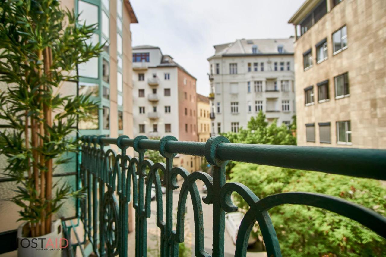 M52 Apartment - Hostaid Budapest Exterior foto