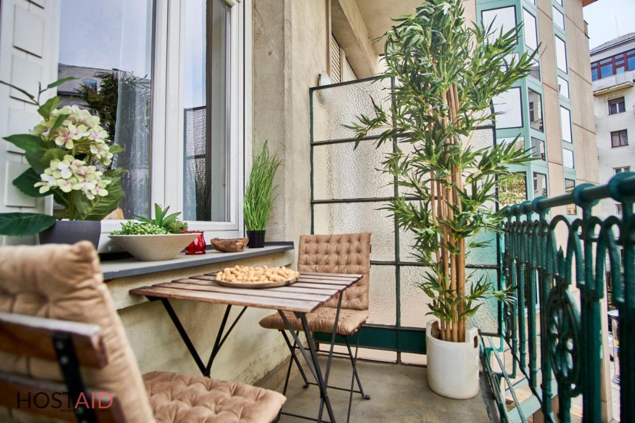 M52 Apartment - Hostaid Budapest Exterior foto