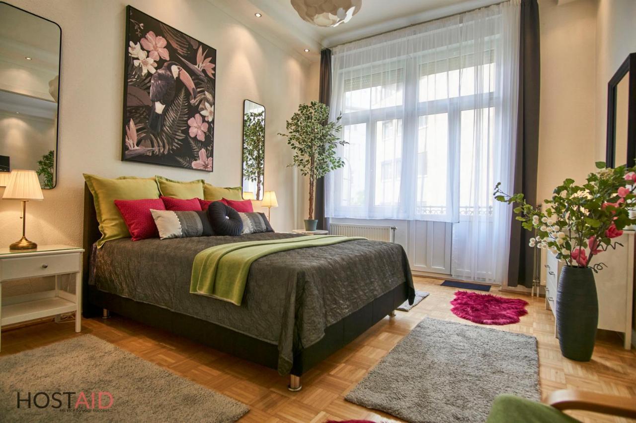 M52 Apartment - Hostaid Budapest Exterior foto